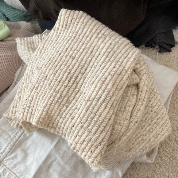 Knit Sweater - Picture 3 of 4